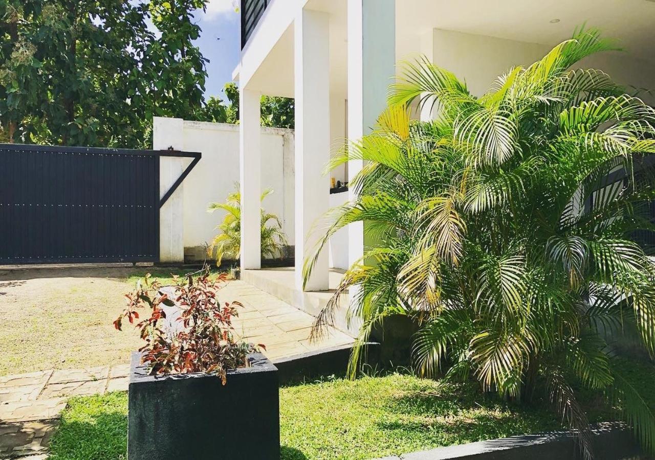 Hotel Atteriya Sigiriya Exterior foto